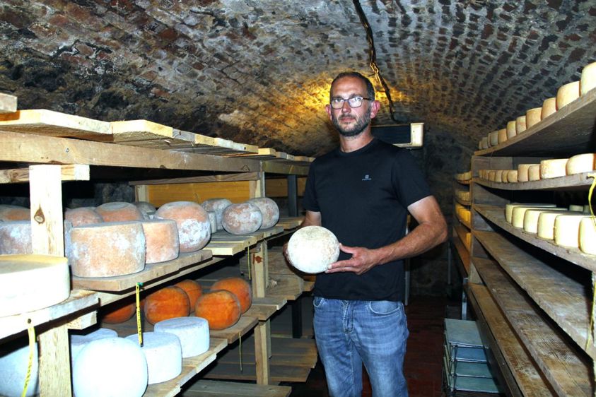 
						Savoir-faire.  rappelle Maxime. 
							© J. Pezon